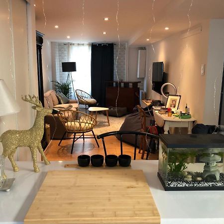 Agreable Maison De Ville ,Calme Avec Tous Les Commerces A 150M 셰르부르 앙 코탱탕 외부 사진