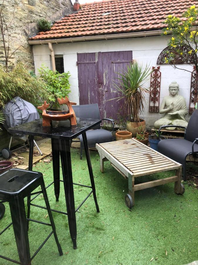 Agreable Maison De Ville ,Calme Avec Tous Les Commerces A 150M 셰르부르 앙 코탱탕 외부 사진
